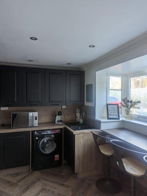 Cottage/Boutique Style - Free Parking & Wi-Fi Kingston upon Hull Esterno foto