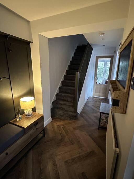 Cottage/Boutique Style - Free Parking & Wi-Fi Kingston upon Hull Esterno foto